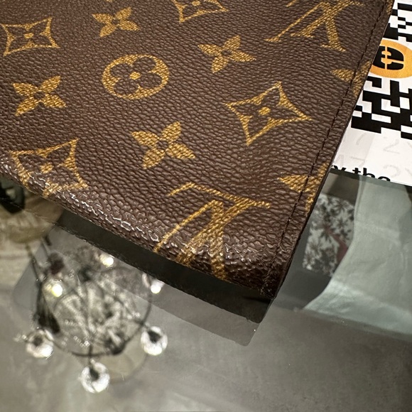 Authentic Louis Vuitton Brown Monogram Pochette Cert. Of Authenticity - Picture 3 of 12
